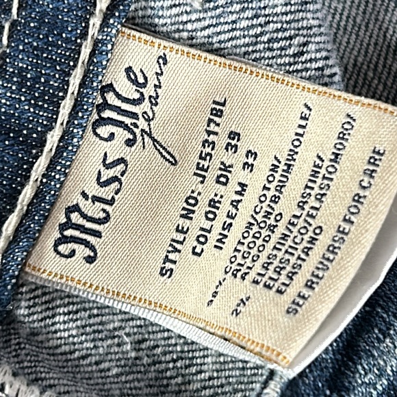 Miss Me low rise, distressed bling pocket boot cut jeans, size 28 - Picture 5 of 8